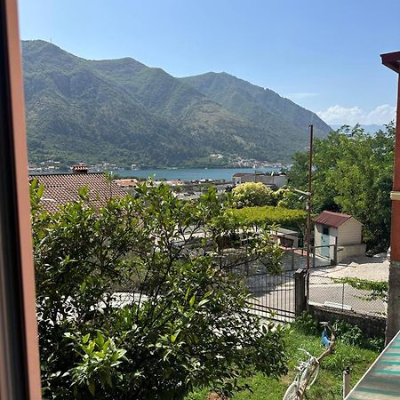 Themis Apart Hotel Kotor Exterior photo